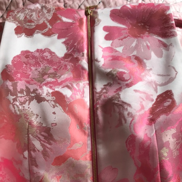 Dress - Picture 5 of 7